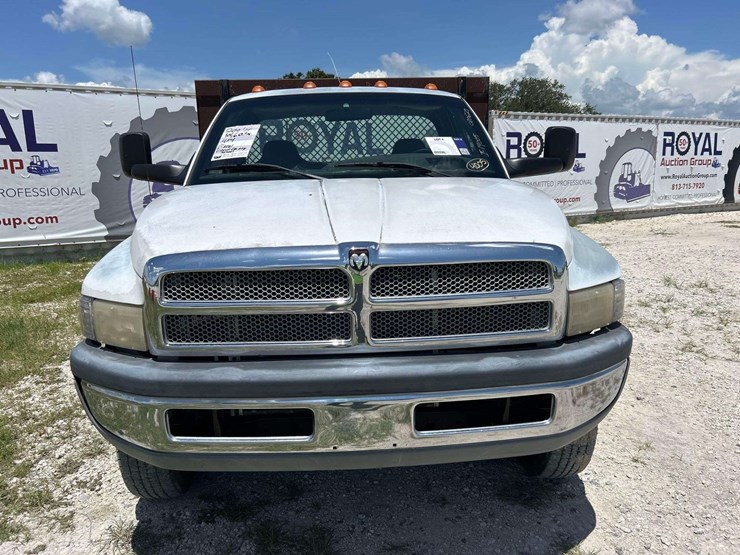 2001-dodge-ram-3500-image-31
