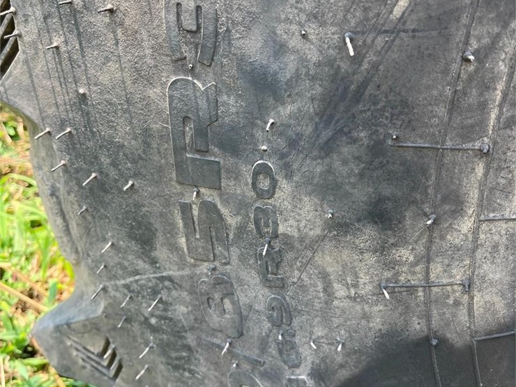 john-deere-8410-image-27
