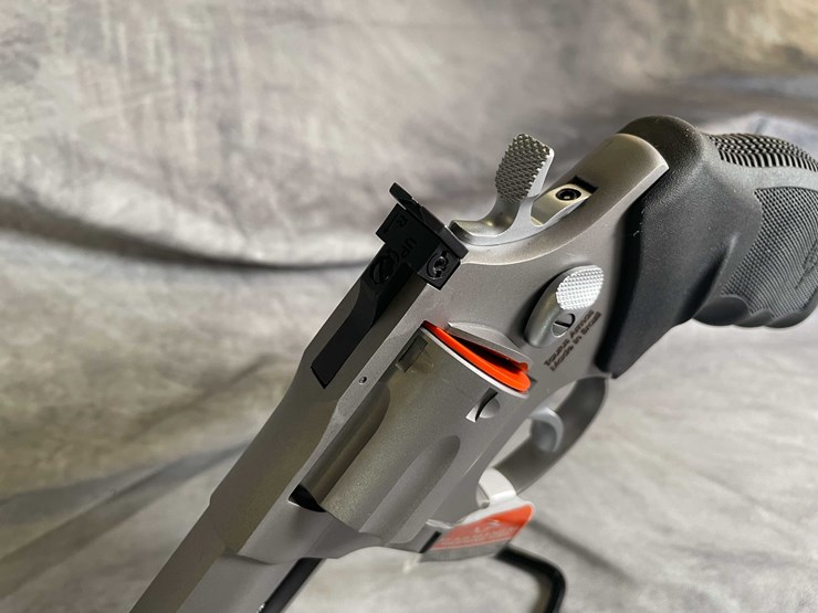 #4549-•-taurus-m627-tracker-357-mag-revolver,-sn:-aem939894-image-15