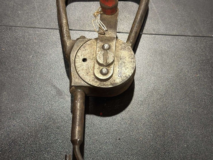 tools-for-rope-making-image-22