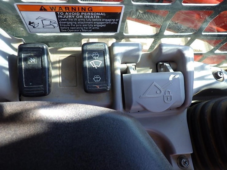 2019-kubota-svl95-2s-image-26