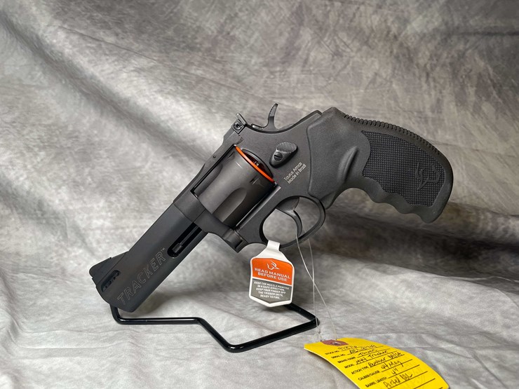 #4534-•-taurus-m44-tracket-44-rem-mag-revolver,-sn:-ael817409-image-2