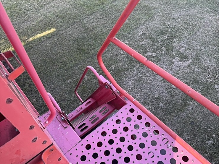massey-ferguson-8780-image-54