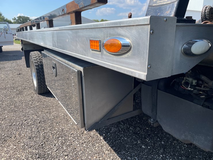 2016-ford-f550-image-55