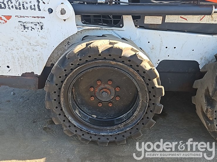 2019-bobcat-s550-image-9