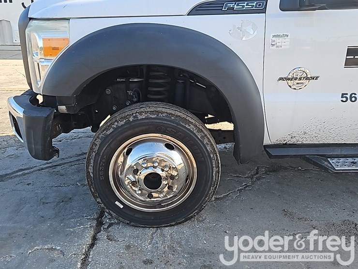 2016-ford-f550-image-12