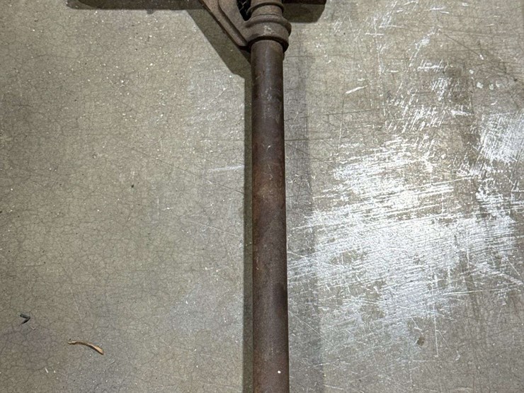 cable-cutters-and-“dead-easy”-tire-pump-image-6