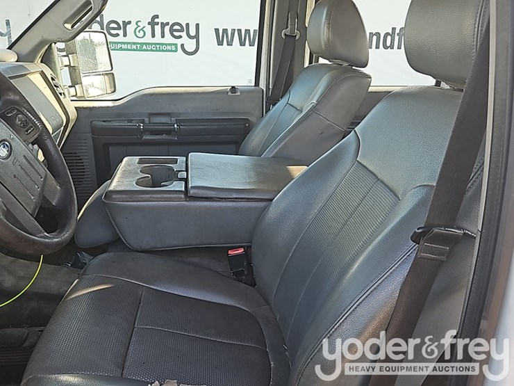 2016-ford-f550-image-22