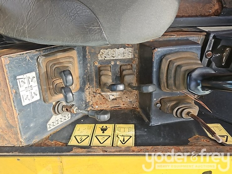 2015-jcb-510-56-image-28