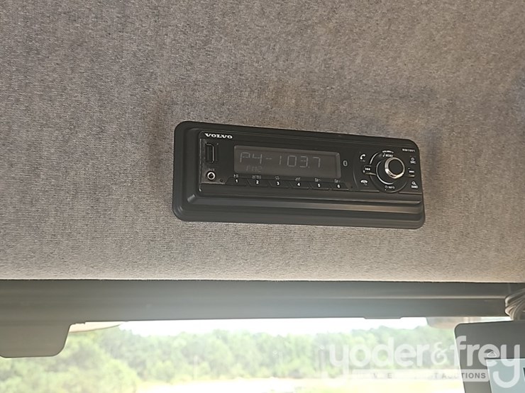 2019-volvo-a45g-image-42