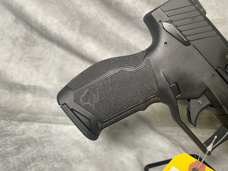 #4527-•-taurus-tx22-competition-22-lr-pistol,-sn:-1pt435457-image-6