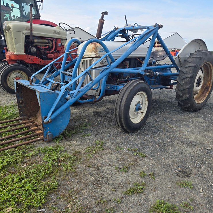 FORD 8N