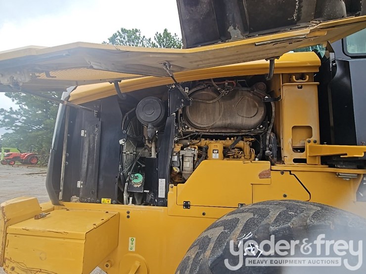 2015-caterpillar-926m-image-25