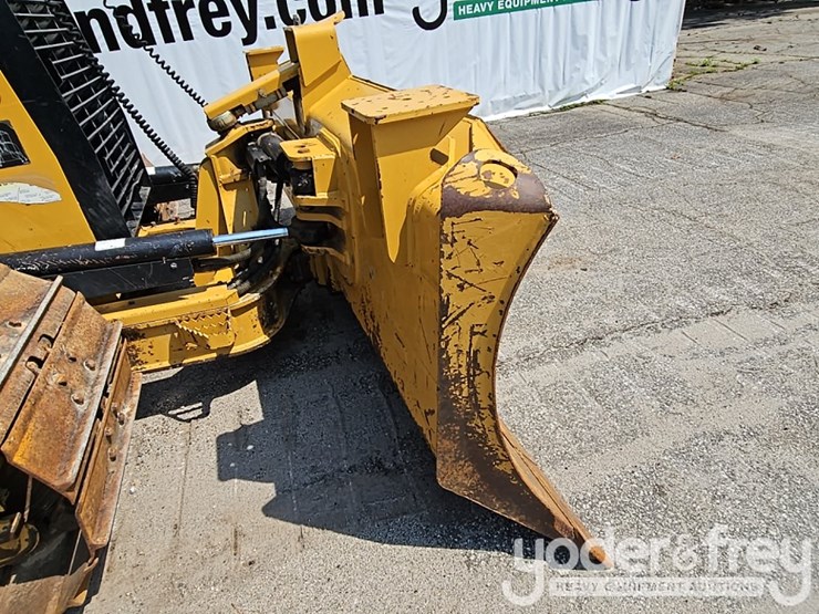 2018-caterpillar-d5k2-lgp-image-10