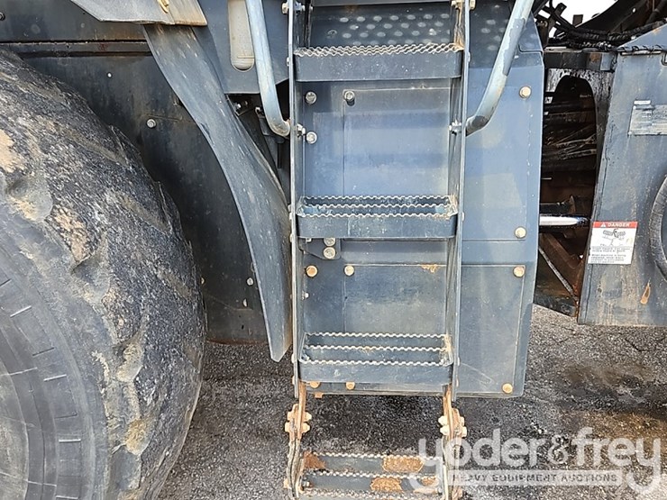 komatsu-wa380-image-42