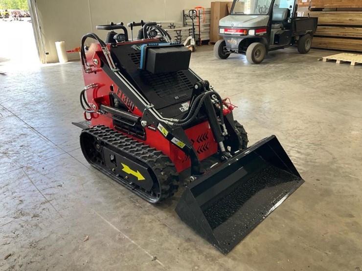 #1012-•-unused-future-ft380r-mini-skid-steer-image-6
