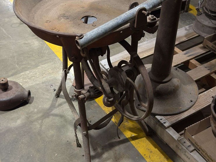 blacksmith-forge-blowers,-forge,-&-branding-iron-free-air-image-19