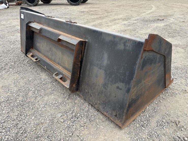 89"-gp-bucket-image-3