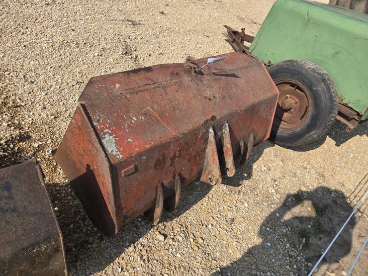 #3896-•-50"-loader-bucket-image-3