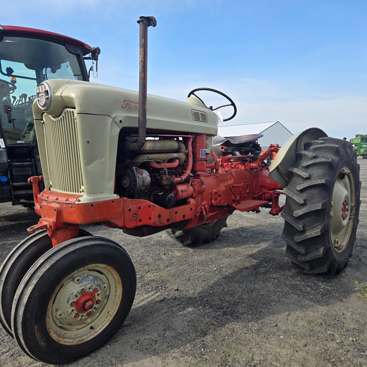FORD 900