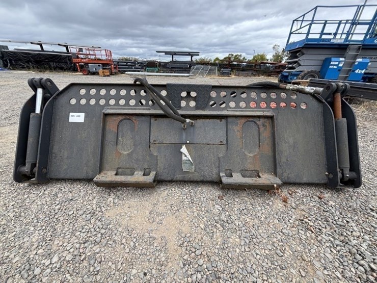 84"-4-in-1-bucket-image-7