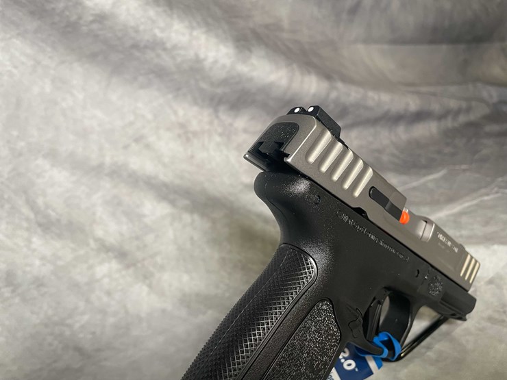 #4528-•-smith-&-wesson-sd40-40-s&w-pistol,-sn:-ehj5910-image-7