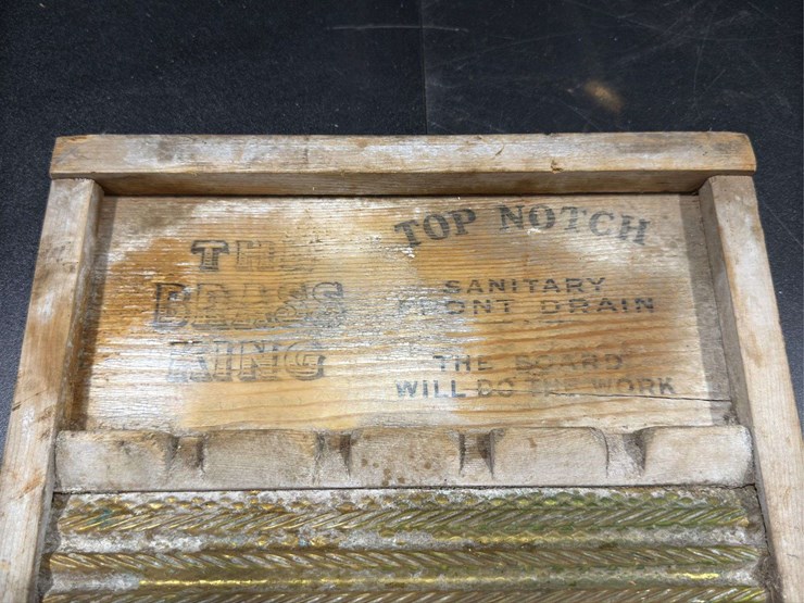 antique-laundry-tools-image-22