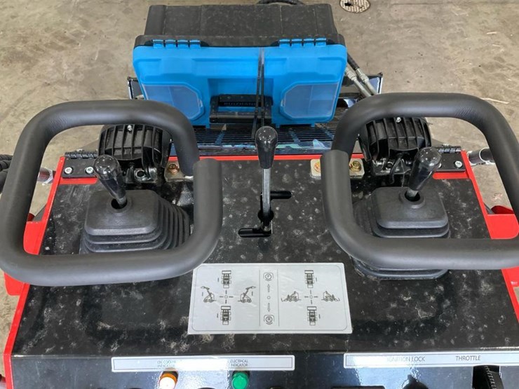 #1011-•-unused-future-ft380r-mini-skid-steer-image-37