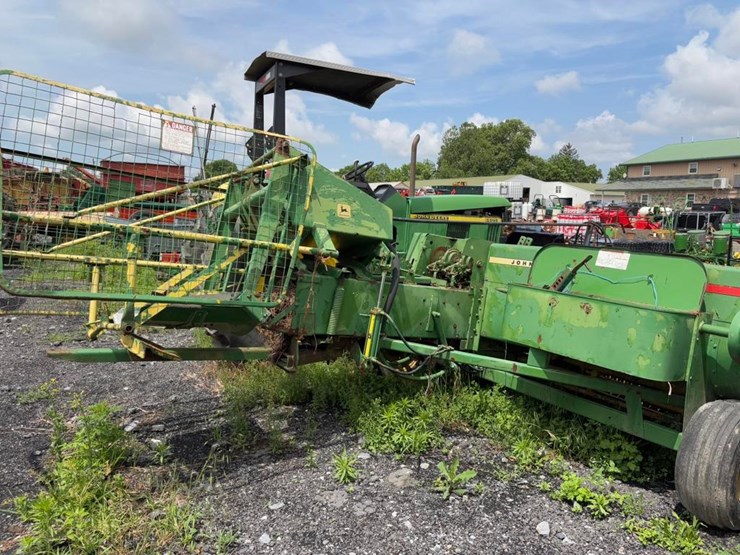 john-deere-336-image-9