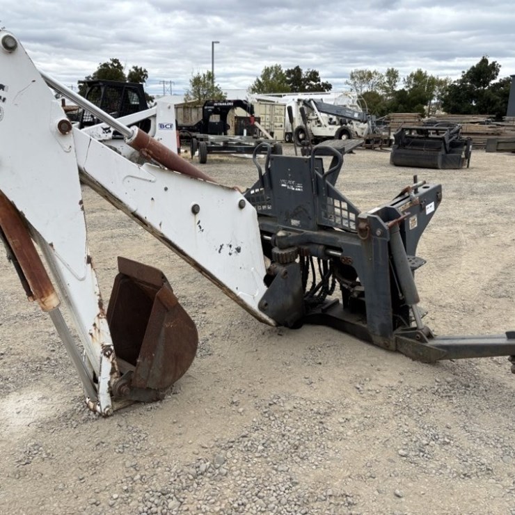 Bobcat 811 Backhoe Attachment