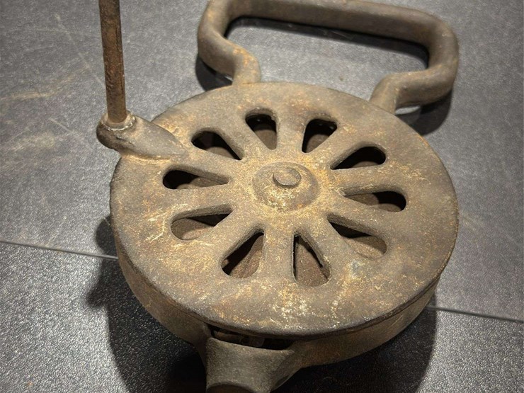 tools-for-rope-making-image-17