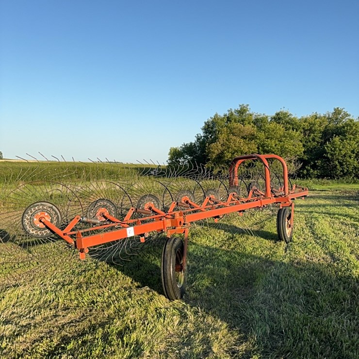 9 wheel Hay Rake