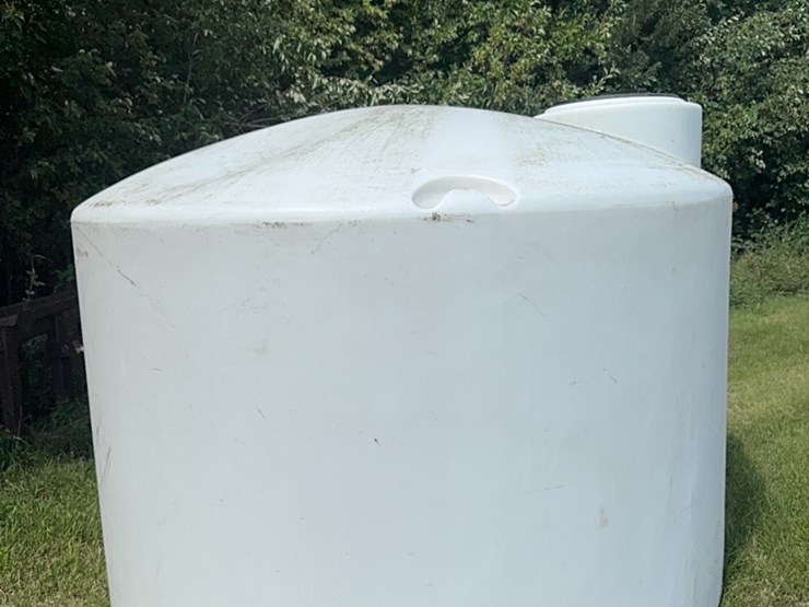 1550-gallon-water-tank-image-3
