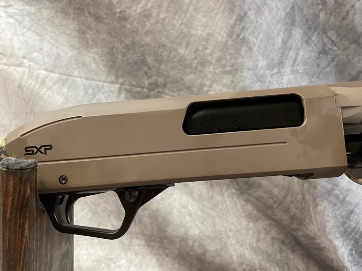 #4622-•-winchester-sxp-12-ga.-pump-action-shotgun,-sn:-tr6022-182882sp-image-8