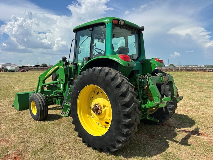 john-deere-7320-image-3