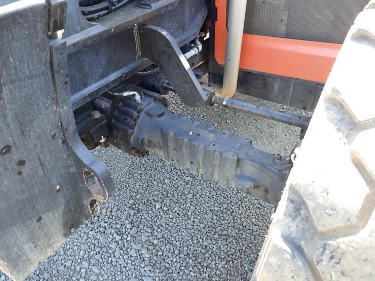 2013-jlg-g6-42a-image-36