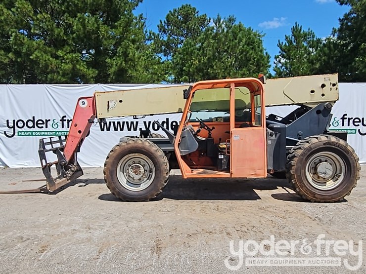 2012-jlg-g9-43a-image-2