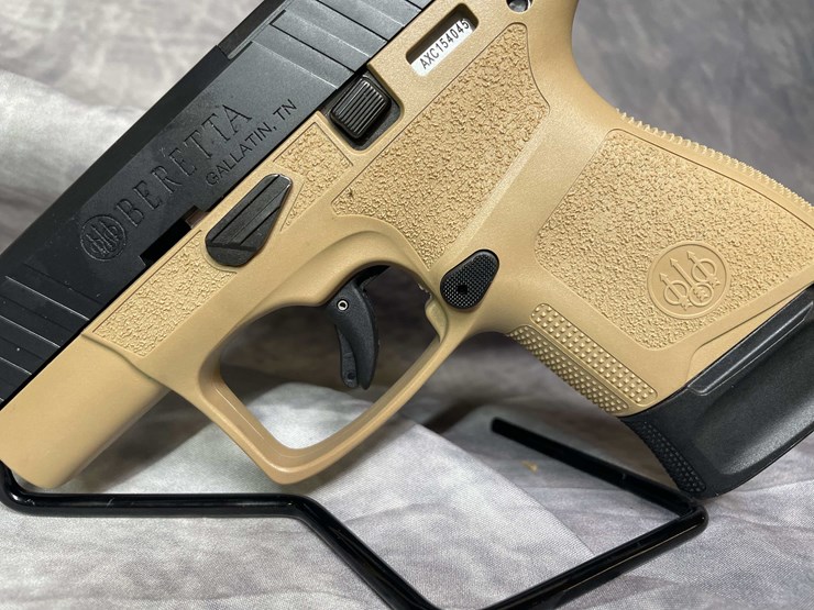 #4535-•-beretta-apx-a1-9mm-luger-semi-auto-pistol,-sn:-axc154045-image-16