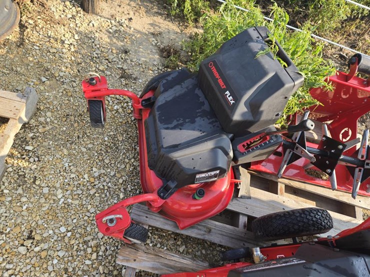 #3874-•-troy-bilt-flex-pressure-washer-with-plug-aerator-image-3