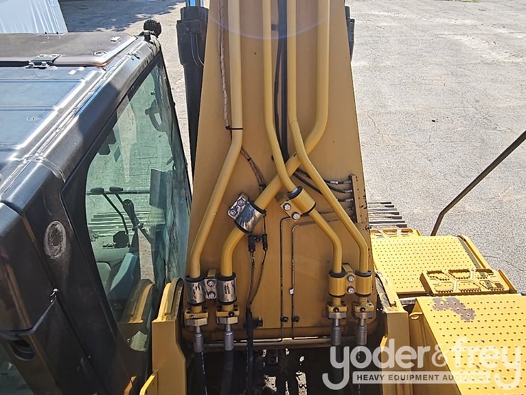 2019-caterpillar-336-image-53