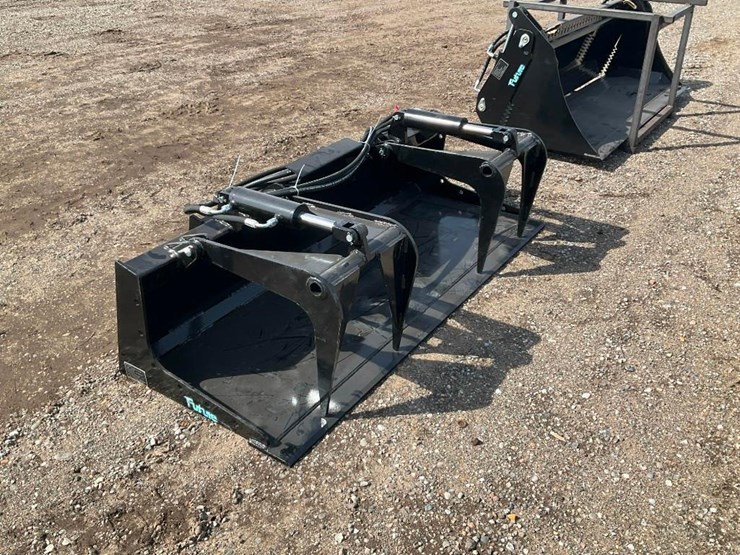 #1391-•-unused-skid-steer-plate-grabber-image-2