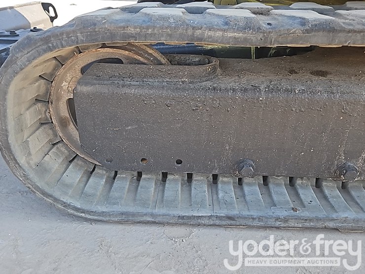 2014-deere-60g-image-23