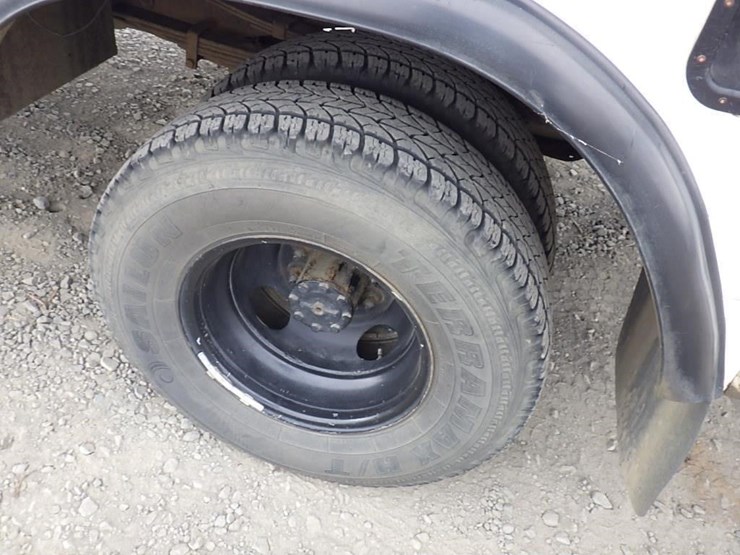 1995-ford-f350-image-26
