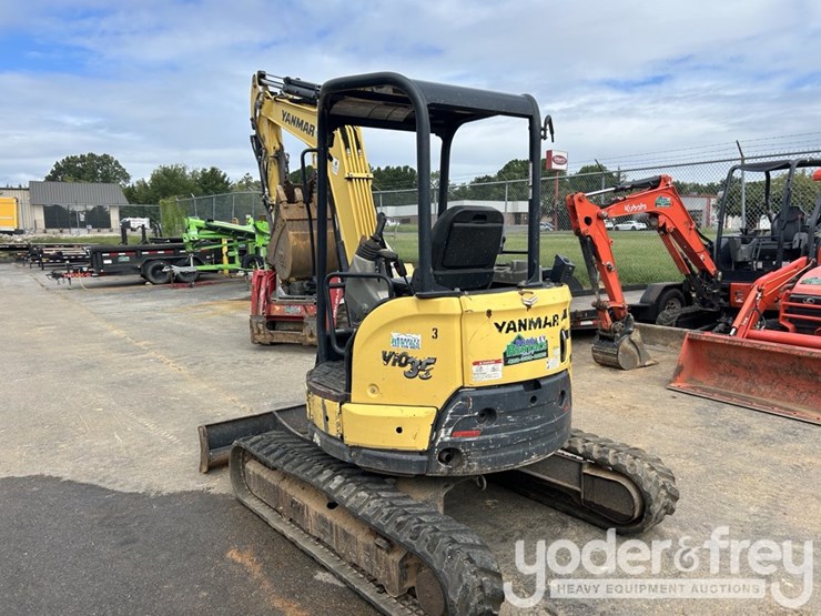 2019-yanmar-vio35-6a-image-2