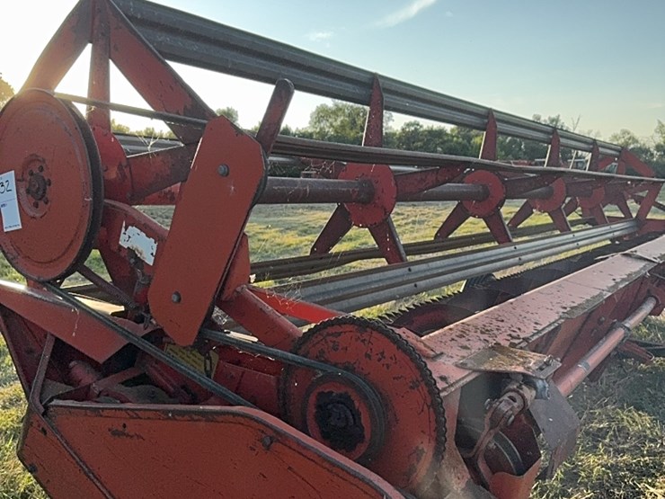 20’-straight-head,-massey-header-image-18