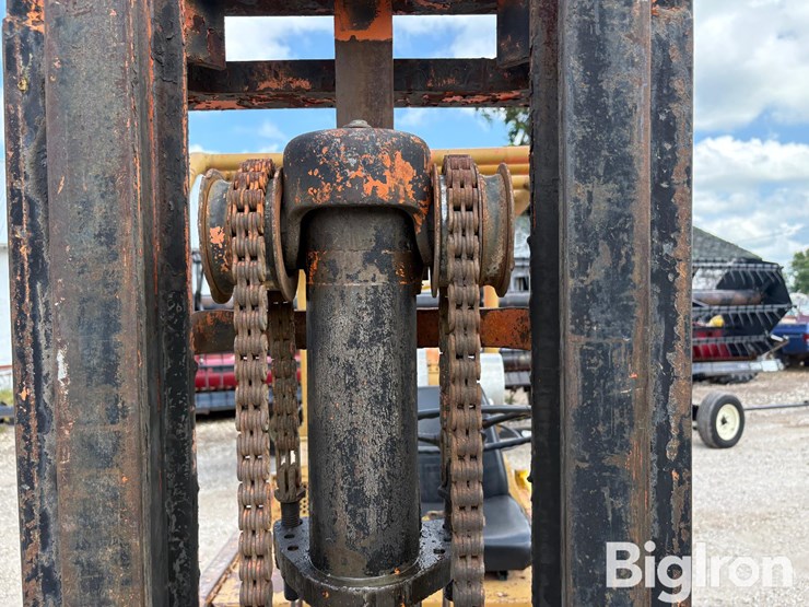 yale-propane-forklift-image-16