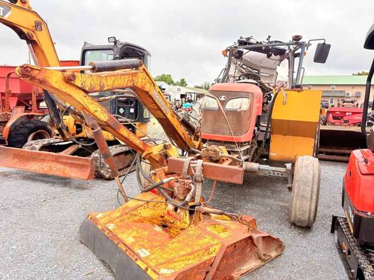 kubota-m108s-image-1