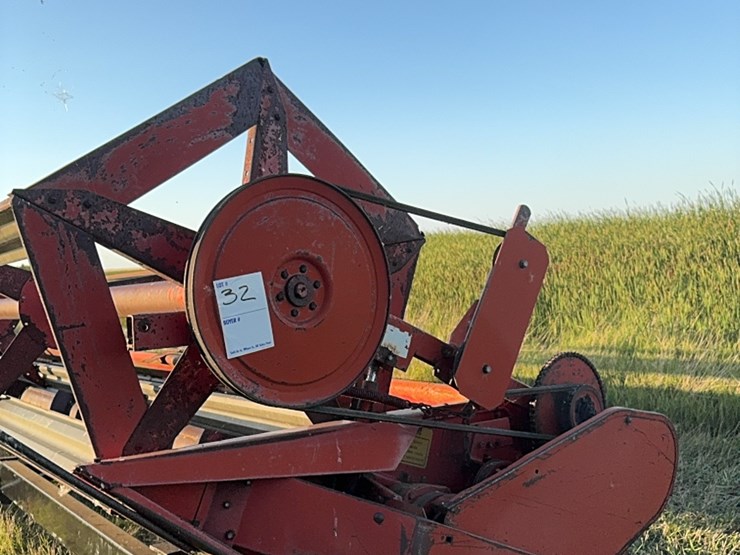 20’-straight-head,-massey-header-image-3