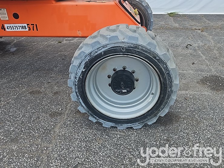 2014-jlg-m600jp-image-9