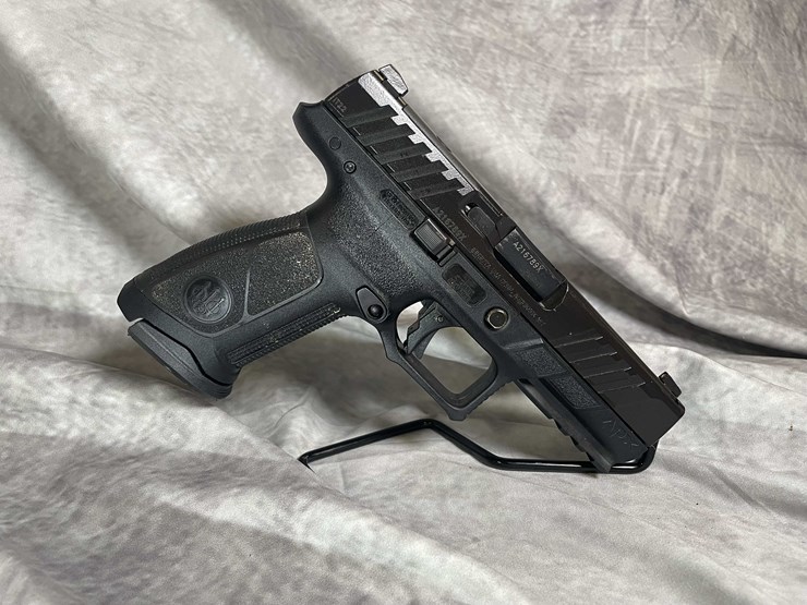#4552-•-beretta-apx-a1-9mm-luger-pistol,-sn:-a216789x-image-3